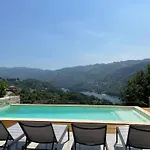 - Refúgio Laranjeiras