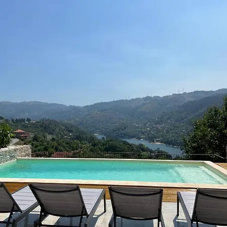 - Refugio Laranjeiras