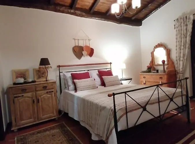 - Refúgio Laranjeiras Casa de Férias Gerês