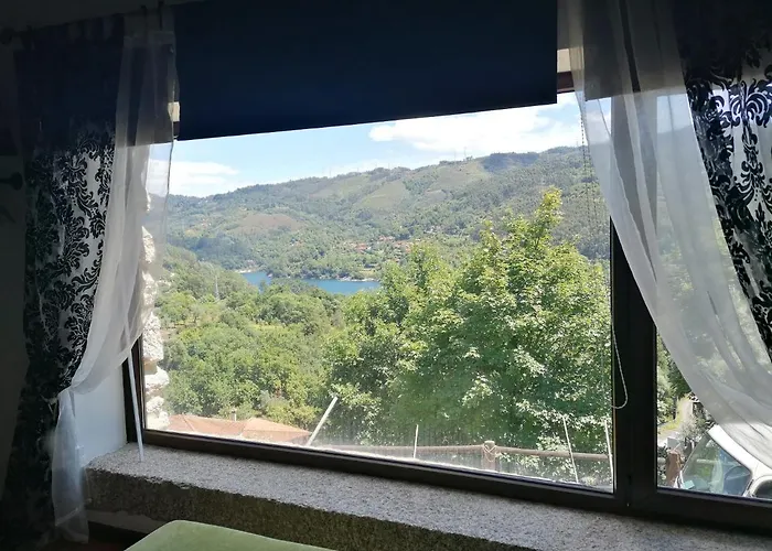 - Refugio Laranjeiras *